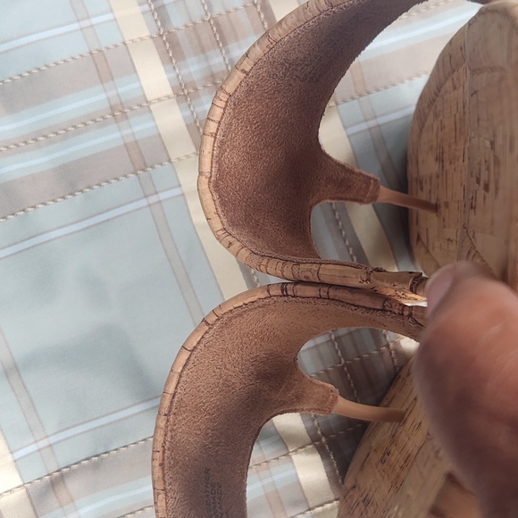 Aerosoles Barry Slides Cork Women's Thong Sandals Mini Wedge Heel. Size 8.5 Med. - Picture 10 of 16